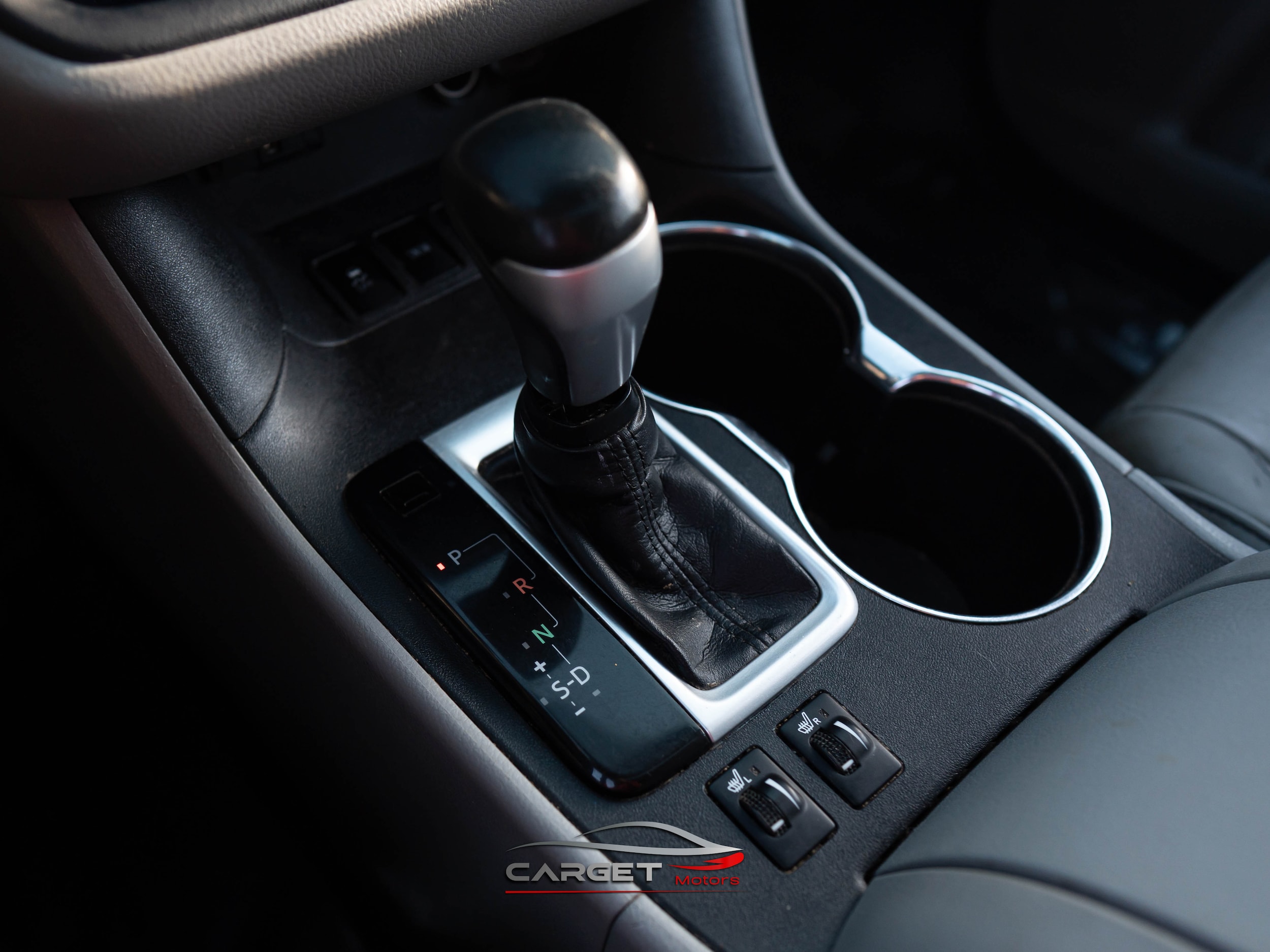 Vehicle image 29 of 46