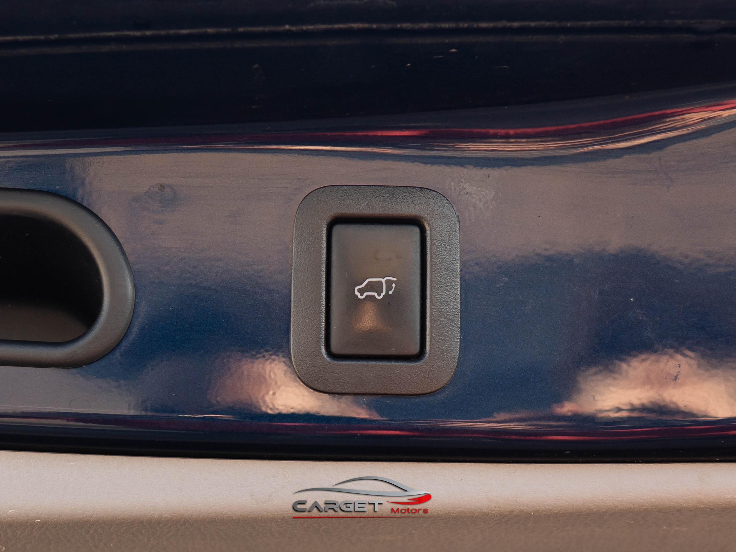 Vehicle image 42 of 46