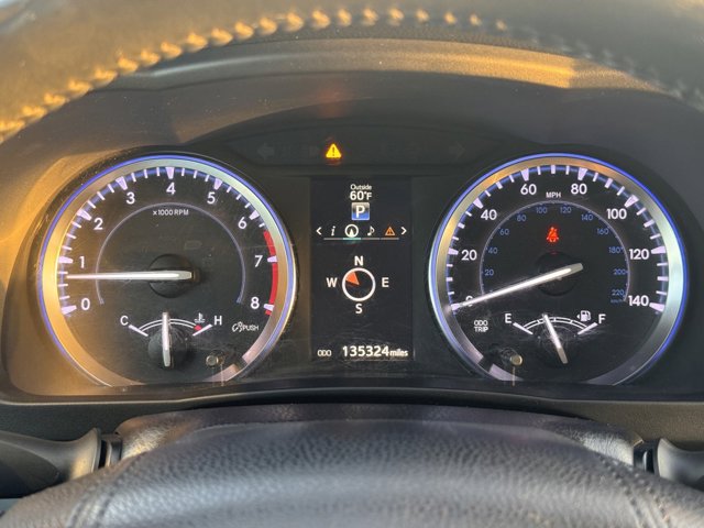 Vehicle image 16 of 27
