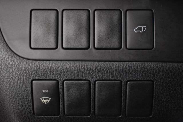 Vehicle image 29 of 30