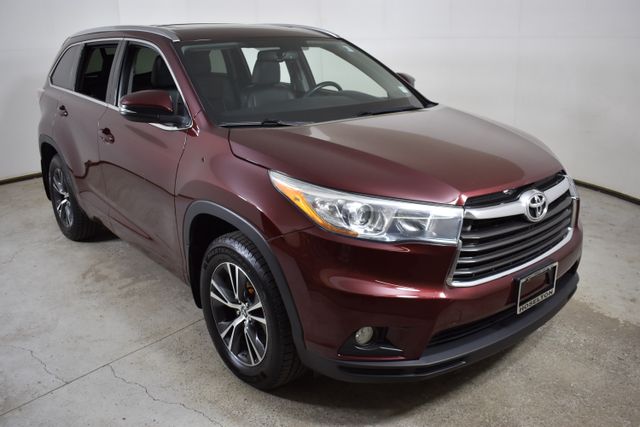 Vehicle image 6 of 30
