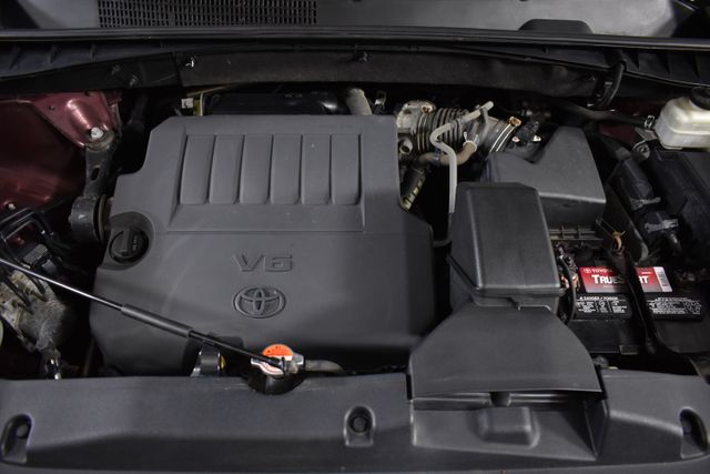 Vehicle image 18 of 30
