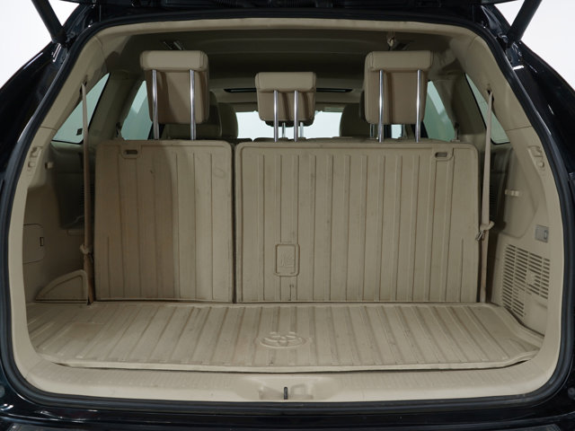 Vehicle image 10 of 30