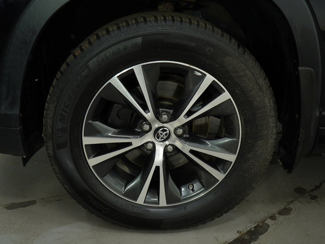 Vehicle image 9 of 30
