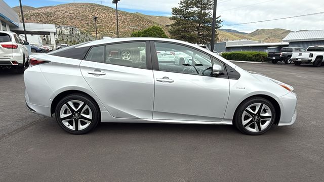Vehicle image 4 of 30