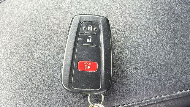 Vehicle image 29 of 30