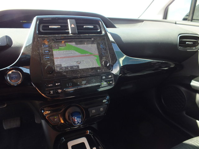 Vehicle image 12 of 19
