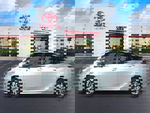 Vehicle image 2 of 19