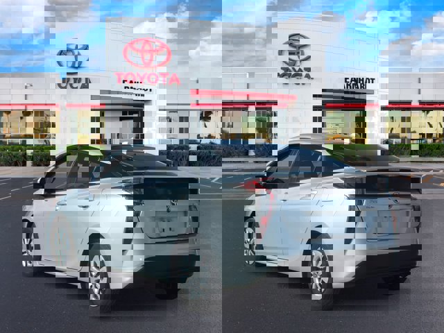 Vehicle image 7 of 19