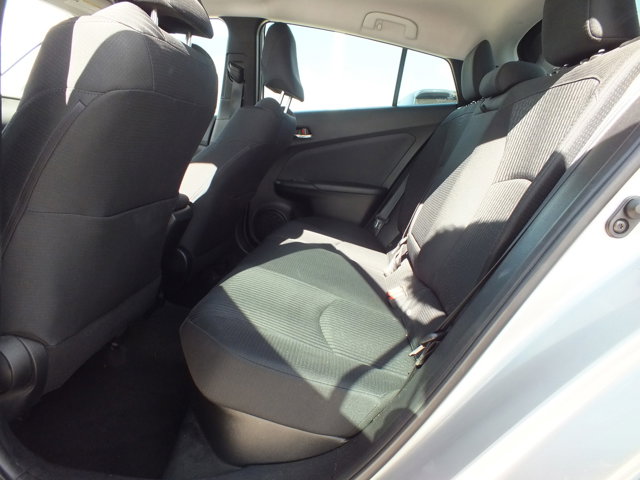 Vehicle image 15 of 19