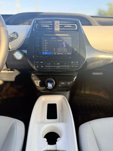 Vehicle image 14 of 14
