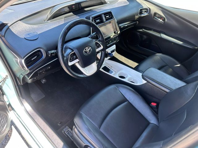 Vehicle image 12 of 47