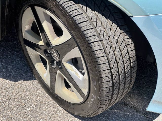 Vehicle image 44 of 47