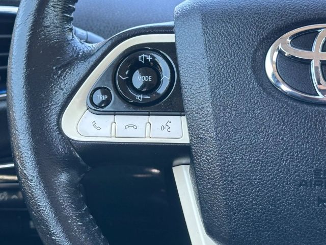 Vehicle image 27 of 47