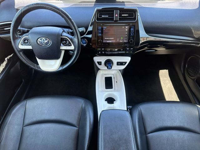 Vehicle image 24 of 47
