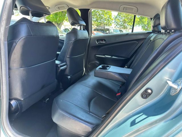 Vehicle image 15 of 47