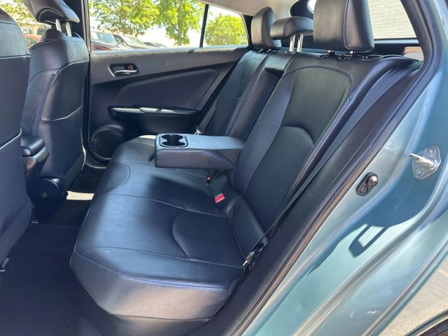 Vehicle image 16 of 47