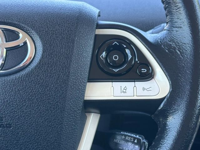 Vehicle image 28 of 47