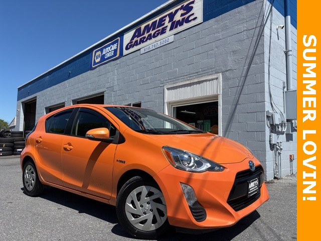 Vehicle image 3 of 24