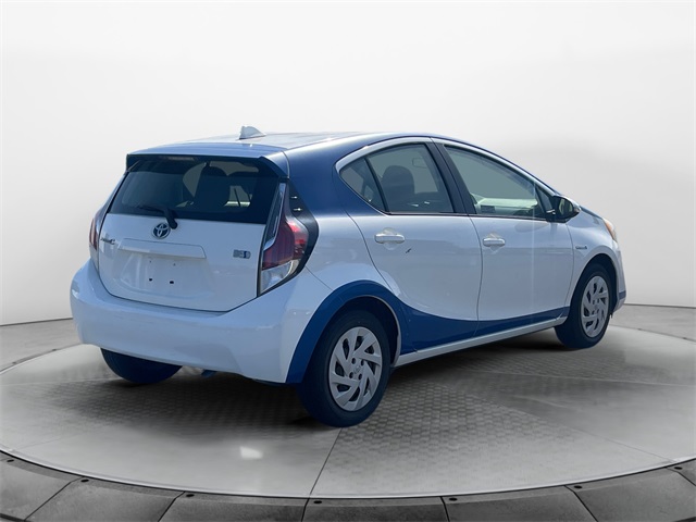Vehicle image 5 of 10