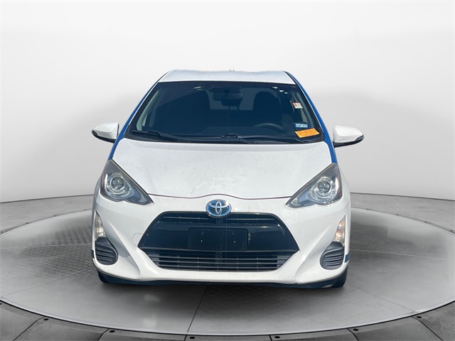 Vehicle image 2 of 10