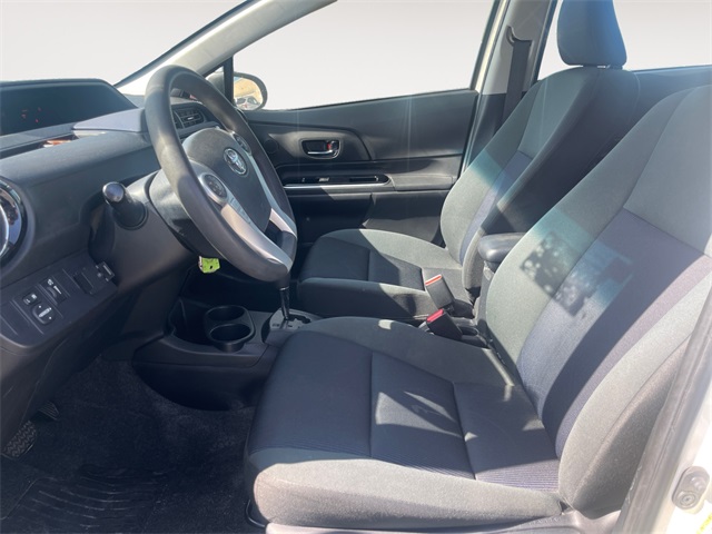Vehicle image 9 of 10