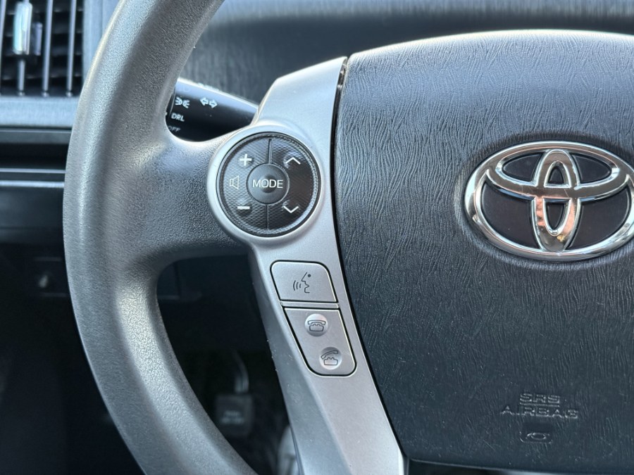 Vehicle image 65 of 86