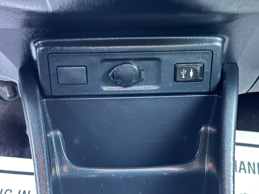 Vehicle image 49 of 86