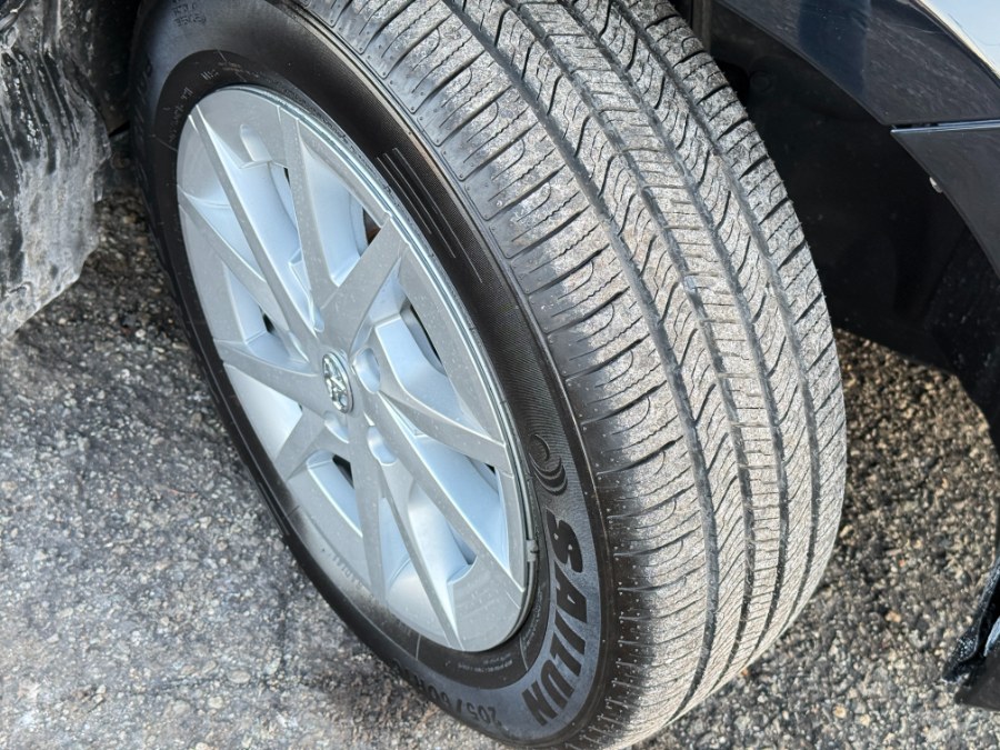 Vehicle image 83 of 86