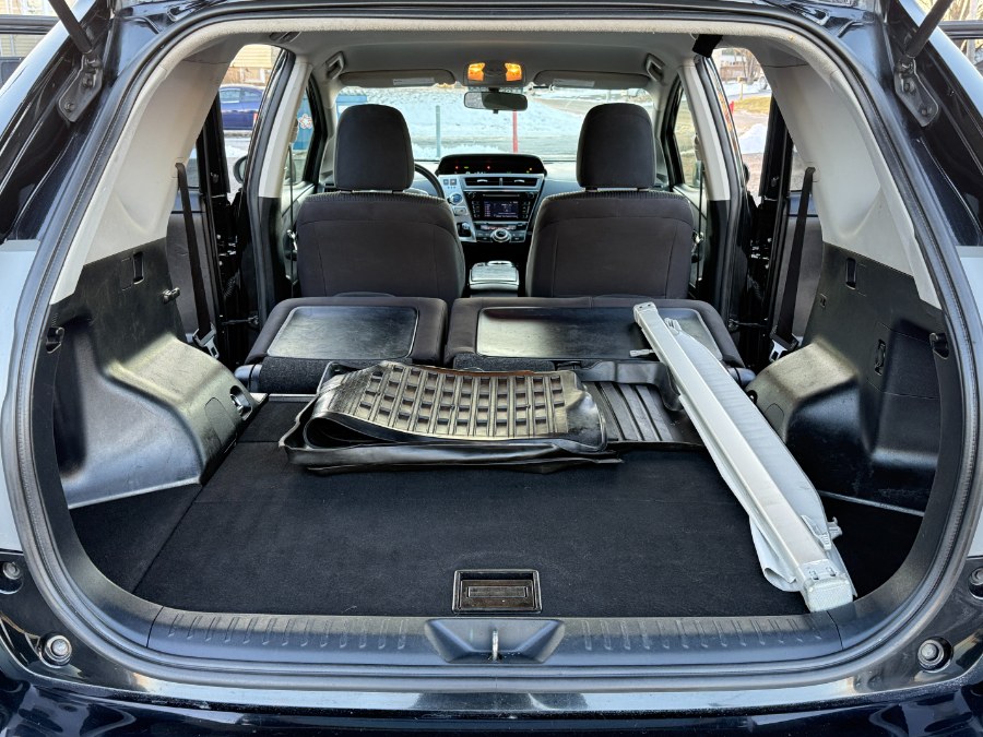 Vehicle image 37 of 86