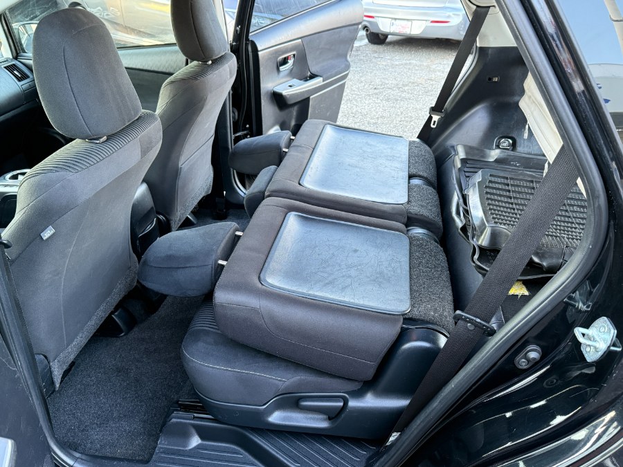 Vehicle image 36 of 86