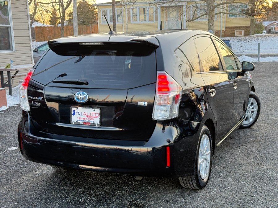 Vehicle image 10 of 86