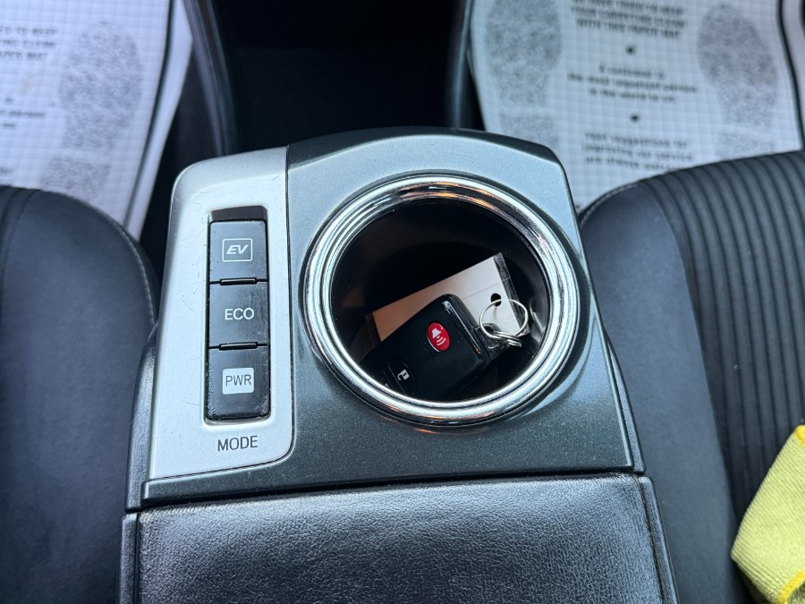 Vehicle image 51 of 86