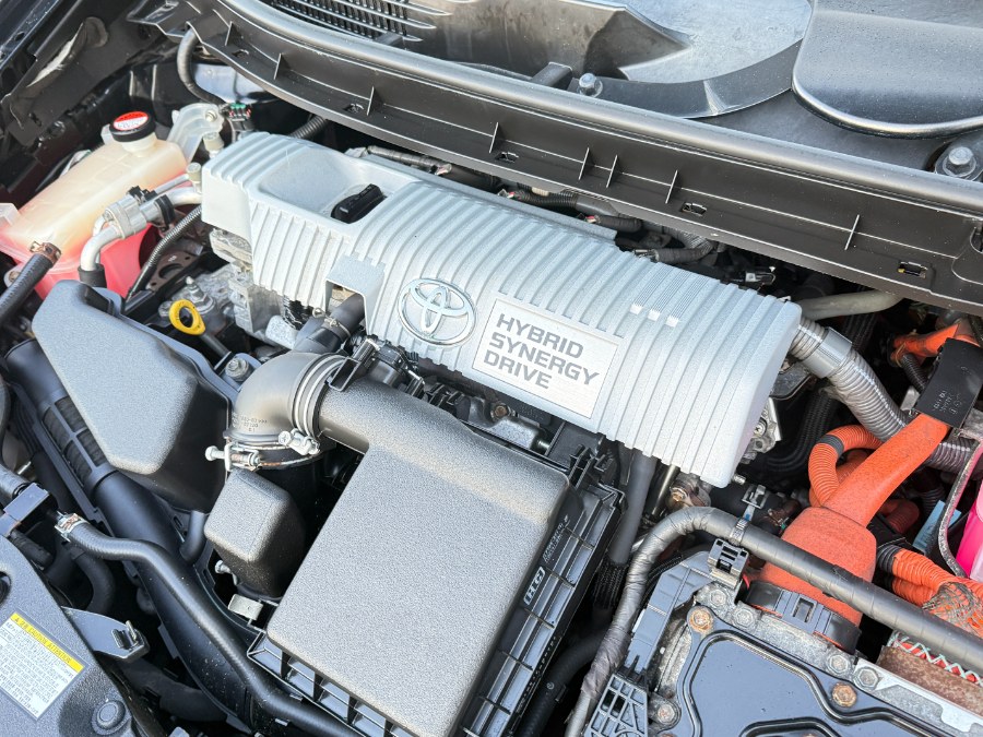 Vehicle image 72 of 86