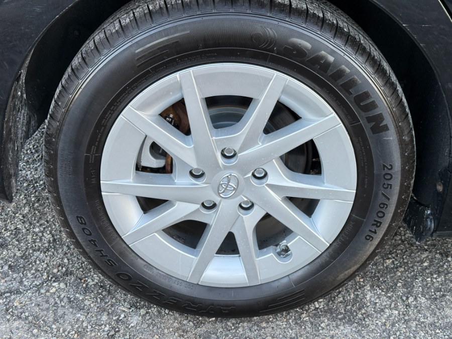 Vehicle image 80 of 86
