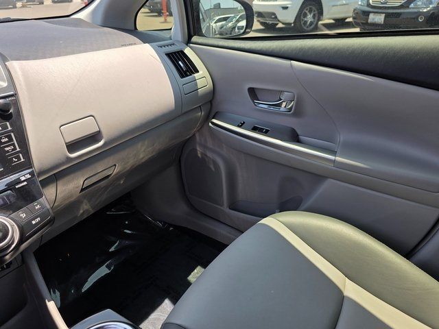 Vehicle image 20 of 39