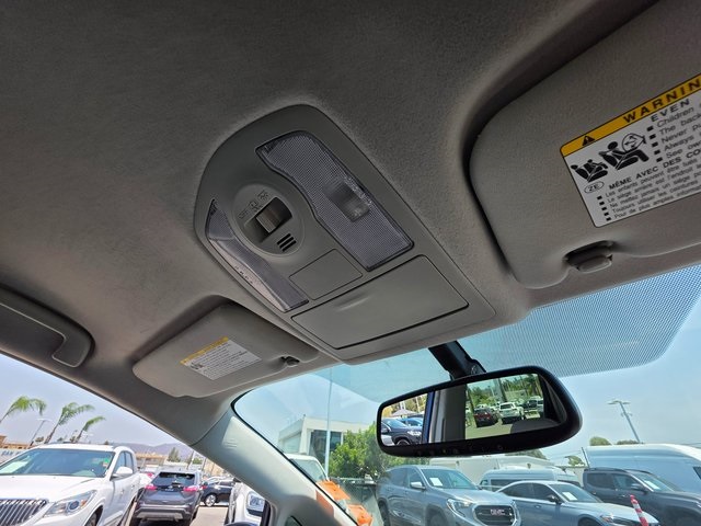 Vehicle image 36 of 39