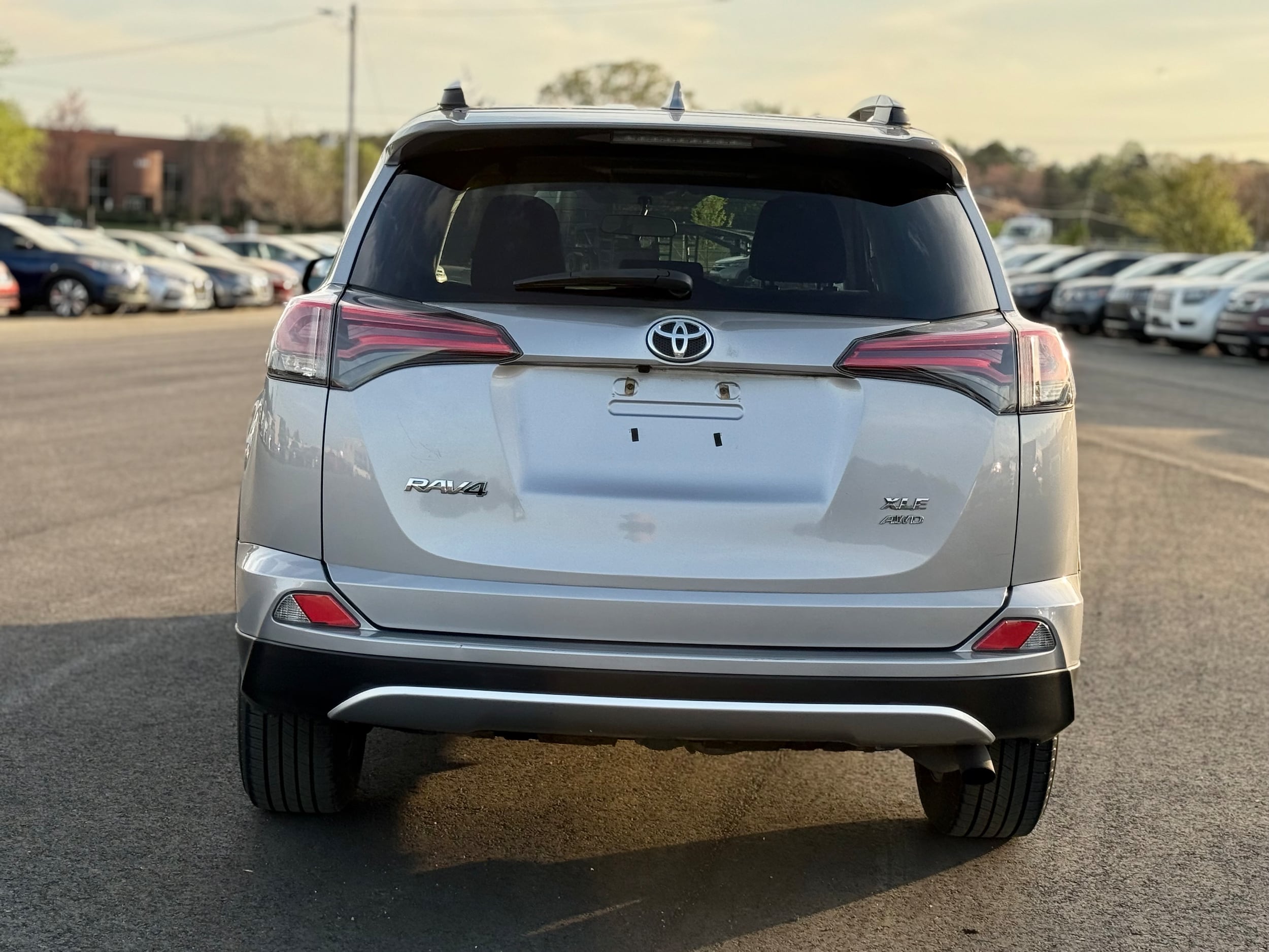 Vehicle image 7 of 30