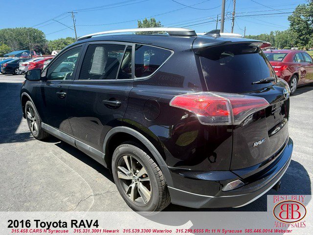 Vehicle image 5 of 18