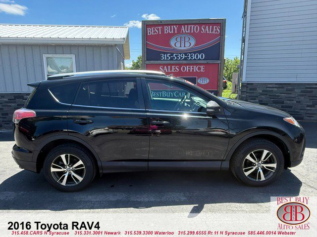 Vehicle image 3 of 18