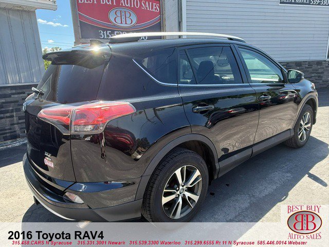 Vehicle image 4 of 18