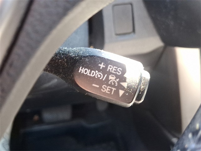 Vehicle image 23 of 37