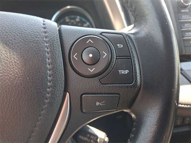 Vehicle image 22 of 37