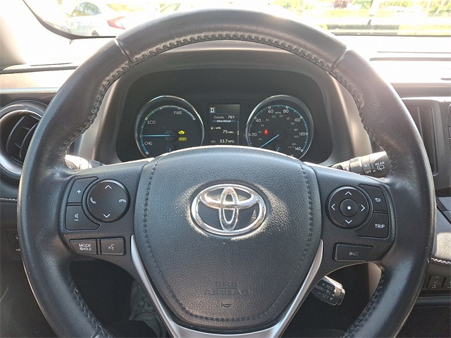 Vehicle image 19 of 37
