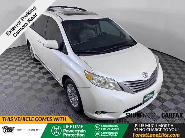 Vehicle image 4 of 41