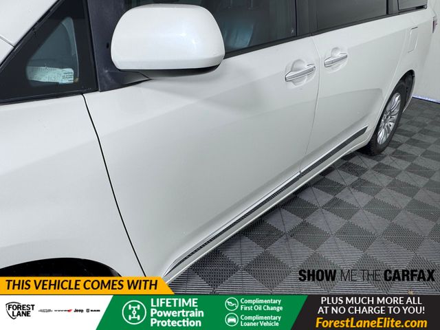 Vehicle image 15 of 41