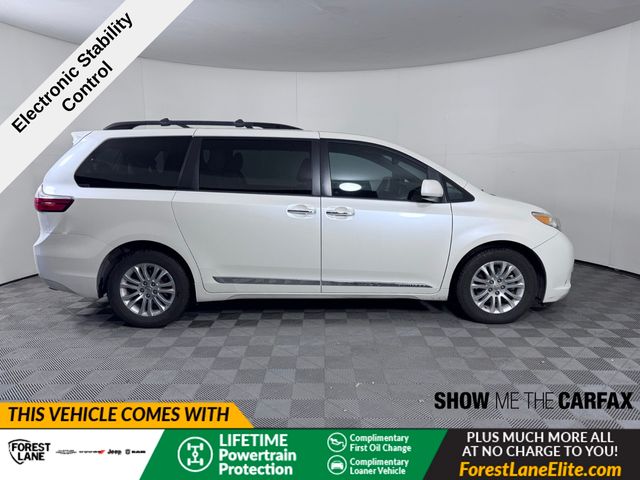 Vehicle image 6 of 41