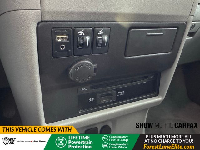 Vehicle image 37 of 41