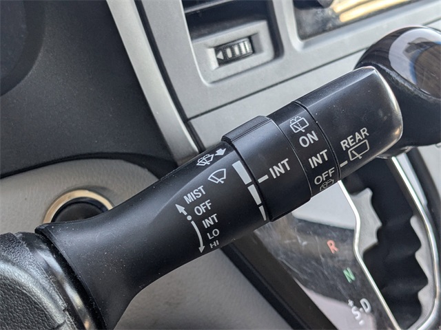 2016 Toyota Sienna XLE Image 22 of 31