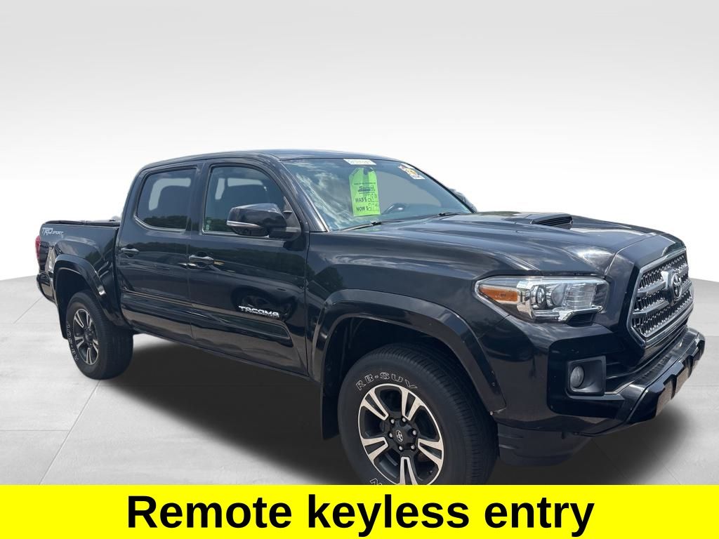 Vehicle image 4 of 19